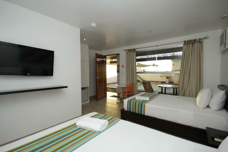 Westcliff Villa By Bluewaves Balabag  Exterior photo